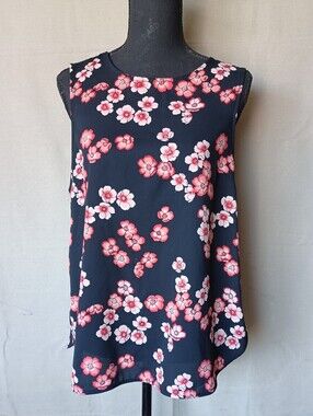F21 Contemporary Floral Top